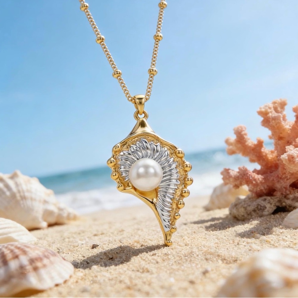Anthro Conch Shell Necklace - Picture 4 of 4
